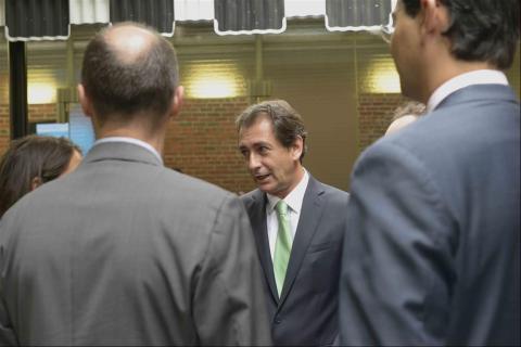 10. Imagen de Luis Padrón, Director General de Casa África en el Seminario Inversión y Turismo en África, 2014 en Nueva York