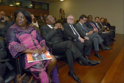 11. Imagen del aforo del Seminario Inversión y Turismo en África, 2014 en Nueva York