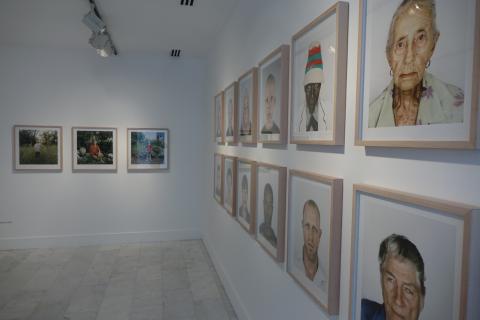 2. Exposición Éste debe ser el lugar de Pieter Hugo en Casa África y Centro Atlántico de Arte Moderno (CAAM)