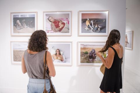 6. Exposición Éste debe ser el lugar de Pieter Hugo en Casa África y Centro Atlántico de Arte Moderno (CAAM)
