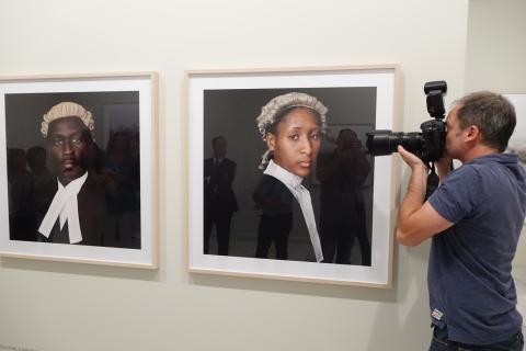 7. Exposición Éste debe ser el lugar de Pieter Hugo en Casa África y Centro Atlántico de Arte Moderno (CAAM)