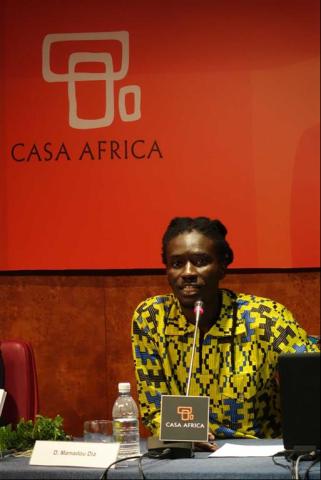 5. Imagen de Mamadou Dia, autor de 3052. Persiguiendo un sueño, en su presentación en Casa África (2014)