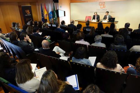 14. Presentación de los programas APIAR y Masar por Alberto Virella, Director de Cooperación con África y Asia de la Agencia Española de Cooperación Internacional para el Desarrollo (AECID)