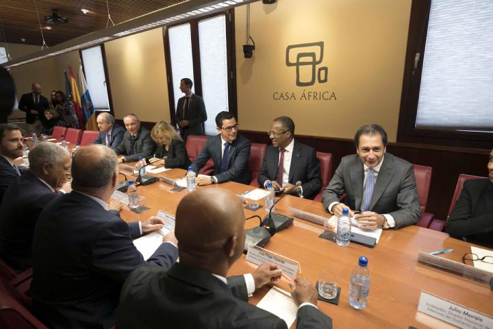 Cabo Verde y Canarias estrechan relaciones económicas en Casa África Cabo Verde y Canarias estrechan relaciones económicas en Casa África
