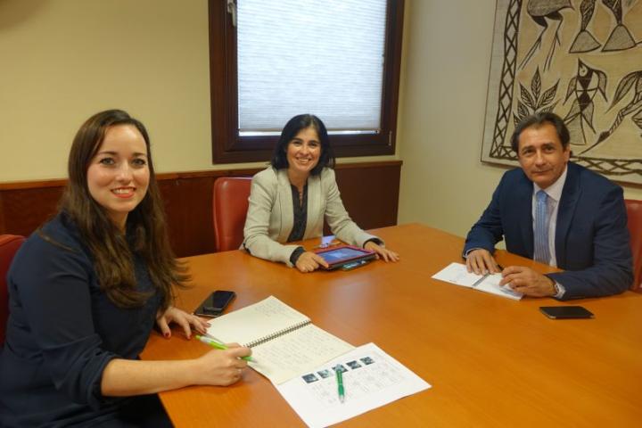 Parlamento canario, MxA y Casa África avanzan en su colaboración para el primer encuentro de mujeres parlamentarias africanas en Canarias Parlamento canario, MxA y Casa África avanzan en su colaboración para el primer encuentro de mujeres parlamentarias africanas en Canarias