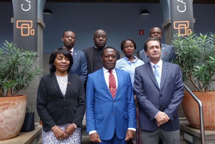 El Rector de la Universidad Nacional de Guinea Ecuatorial, en Casa África El Rector de la Universidad Nacional de Guinea Ecuatorial, en Casa África
