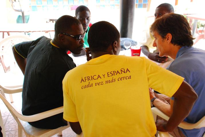 El Festival 'Dakar Vis-à-Vis' comienza con más de diez conciertos en tres salas de la capital senegalesa El Festival 'Dakar Vis-à-Vis' comienza con más de diez conciertos en tres salas de la capital senegalesa