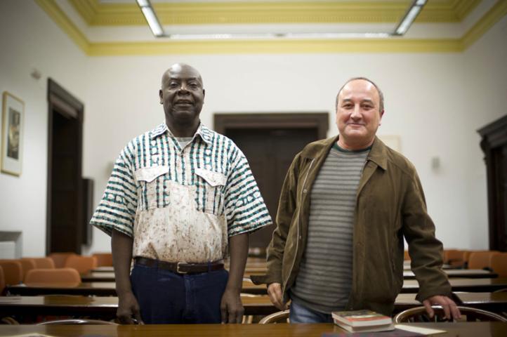 El escritor congoleño Emmanuel Dongala imparte conferencias en la Universidad Autónoma de Madrid y en la Universidad de Granada El escritor congoleño Emmanuel Dongala imparte conferencias en la Universidad Autónoma de Madrid y en la Universidad de Granada