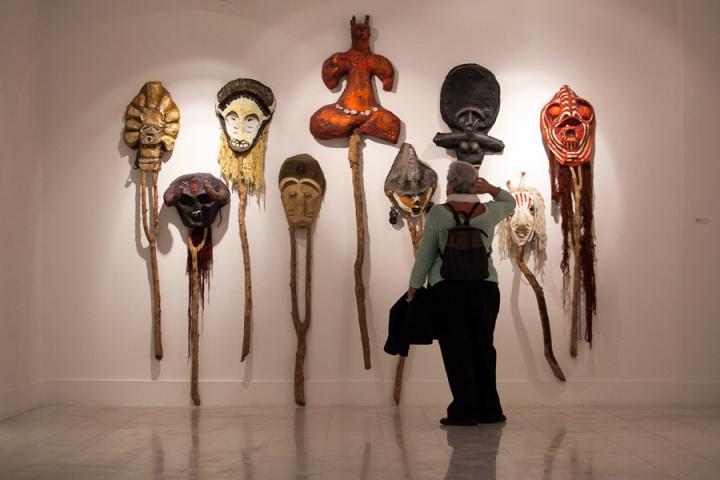 Pepe Dámaso expone su obra africana en Casa África Pepe Dámaso expone su obra africana en Casa África
