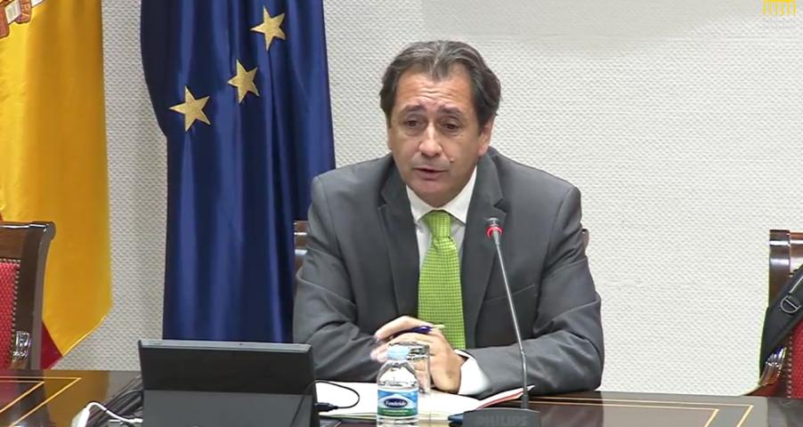 Luis Padrón expone en el Parlamento de Canarias los resultados del encuentro sobre diplomacia preventiva en África Luis Padrón expone en el Parlamento de Canarias los resultados del encuentro sobre diplomacia preventiva en África