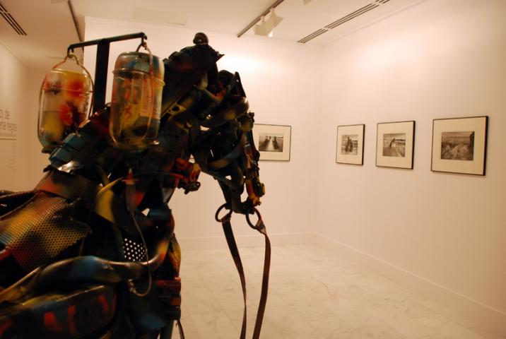 Casa África muestra en ‘Reloj de Arena Negra’ los fondos africanos del CAAM Casa África muestra en ‘Reloj de Arena Negra’ los fondos africanos del CAAM