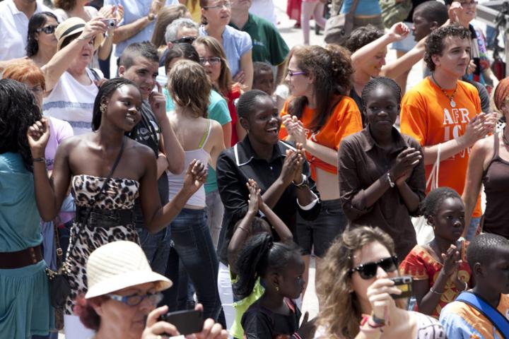 Más de 5.000 personas celebran África Vive en Las Palmas de Gran Canaria Más de 5.000 personas celebran África Vive en Las Palmas de Gran Canaria