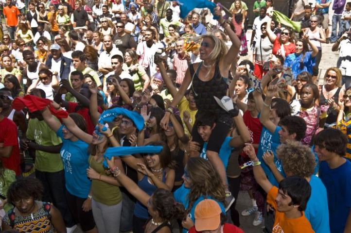 Más de 3.000 personas celebran la Fiesta África Vive en la capital grancanaria Más de 3.000 personas celebran la Fiesta África Vive en la capital grancanaria