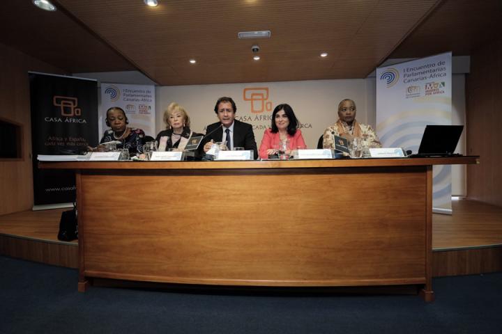 El I Encuentro de Parlamentarias Canarias-África concluye en Casa África El I Encuentro de Parlamentarias Canarias-África concluye en Casa África