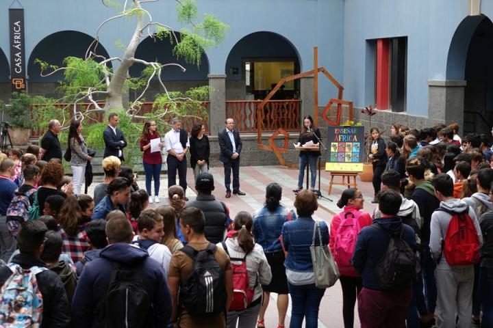 Casa África muestra el trabajo de los alumnos de Secundaria integrados en «Enseñar África» Casa África muestra el trabajo de los alumnos de Secundaria integrados en «Enseñar África»