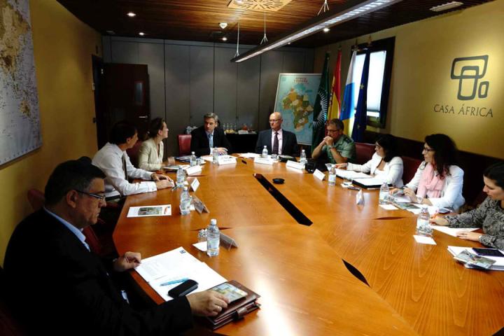 Primera reunión de un grupo de trabajo sobre inmigración en Casa África Primera reunión de un grupo de trabajo sobre inmigración en Casa África