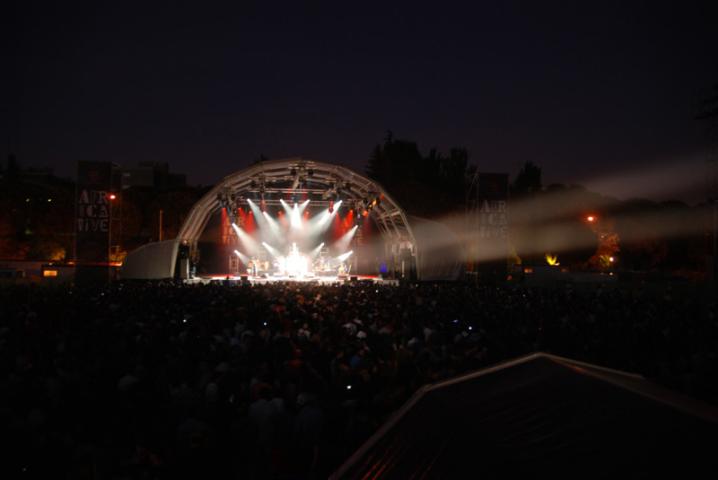 Más de 16.000 personas se despiden de África Vive en Madrid con Salif Keita, Alpha Blondy y Konono nº1 Más de 16.000 personas se despiden de África Vive en Madrid con Salif Keita, Alpha Blondy y Konono nº1