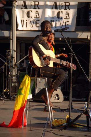 Más de 16.000 personas se despiden de África Vive en Madrid con Salif Keita, Alpha Blondy y Konono nº1 Más de 16.000 personas se despiden de África Vive en Madrid con Salif Keita, Alpha Blondy y Konono nº1