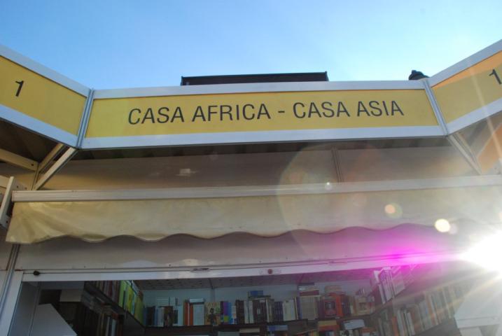 Casa África presenta sus publicaciones en la Feria del Libro de Madrid