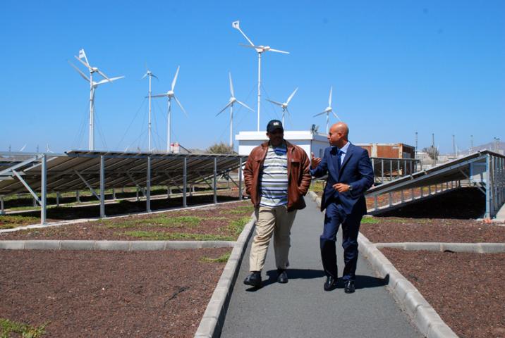 El viceministro de Energía y Minas de Namibia visita el ITC El viceministro de Energía y Minas de Namibia visita el ITC