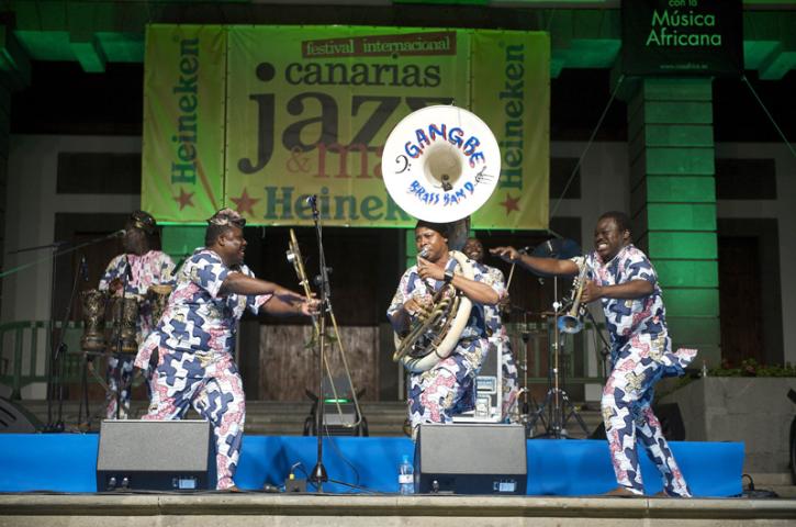 Músicas tradicionales africanas se funden con el jazz más actual en la Noche África Músicas tradicionales africanas se funden con el jazz más actual en la Noche África