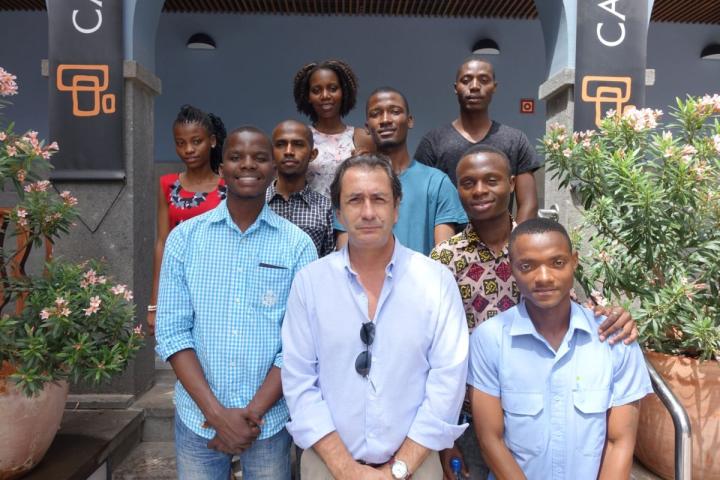 Casa África recibe a la segunda promoción de médicos de Unizambeze formados gracias a la cooperación española Casa África recibe a la segunda promoción de médicos de Unizambeze formados gracias a la cooperación española