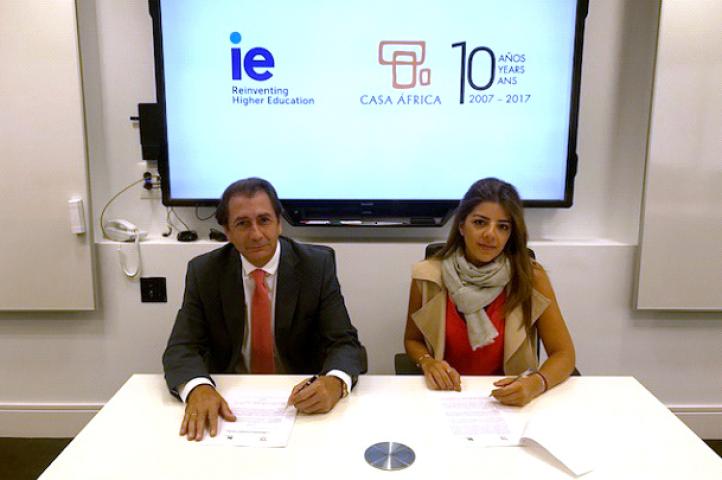 Casa África firma un convenio de colaboración con el Instituto de Empresa Casa África firma un convenio de colaboración con el Instituto de Empresa