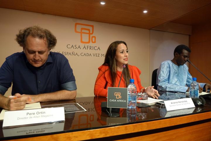 Casa África presenta «Dakar, una mirada», un diálogo en imágenes sobre la vibrante capital senegalesa Casa África presenta «Dakar, una mirada», un diálogo en imágenes sobre la vibrante capital senegalesa