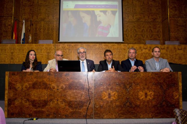 Presentación del Curso de Experto Universitario en Logística Internacional Humanitaria