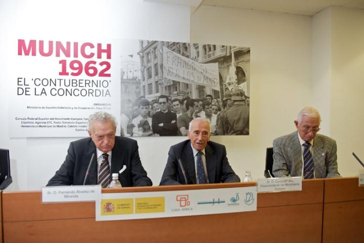 Instituciones y participantes en el Contubernio de Múnich celebran en Fuerteventura su 50 aniversario y el vínculo de la isla con la Transición Española Instituciones y participantes en el Contubernio de Múnich celebran en Fuerteventura su 50 aniversario y el vínculo de la isla con la Transición Española