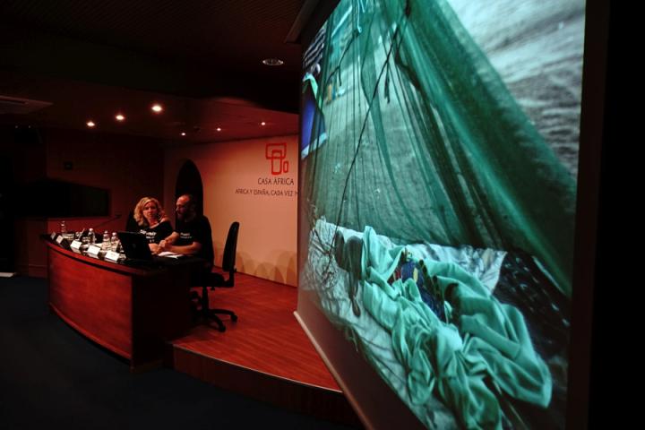 Casa África se suma a la iniciativa solidaria EuroPhotoBrik con una conferencia del fotoperiodista Pablo Tosco Casa África se suma a la iniciativa solidaria EuroPhotoBrik con una conferencia del fotoperiodista Pablo Tosco