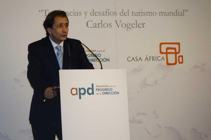 El Secretario Ejecutivo de la OMT, Carlos Vogeler, en Casa África El Secretario Ejecutivo de la OMT, Carlos Vogeler, en Casa África