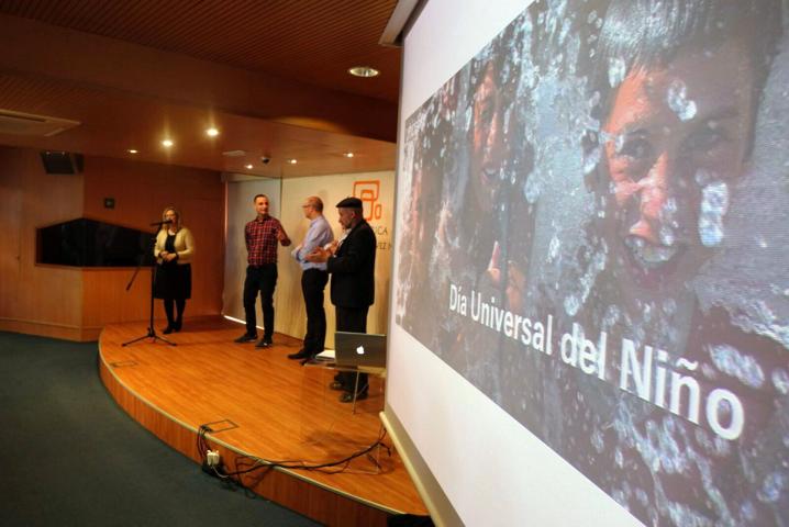 140 alumnos de Secundaria reflexionan en Casa África sobre los Derechos de la Infancia 140 alumnos de Secundaria reflexionan en Casa África sobre los Derechos de la Infancia