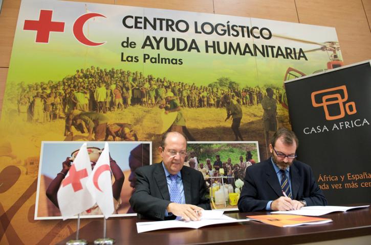 El papel de Canarias como plataforma solidaria con África, reforzado por un convenio de Cruz Roja y Casa África El papel de Canarias como plataforma solidaria con África, reforzado por un convenio de Cruz Roja y Casa África