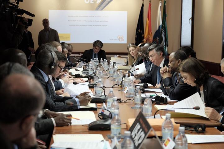España dialoga en Casa África con los países africanos sobre el futuro de los acuerdos UE-ACP España dialoga en Casa África con los países africanos sobre el futuro de los acuerdos UE-ACP