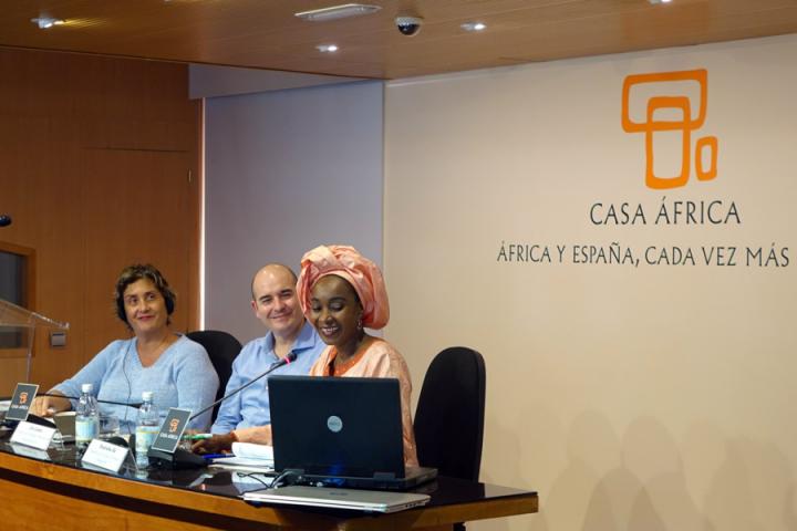 Emociones, patrimonio oral africano y algoritmos para la biblioteca del siglo XXI Emociones, patrimonio oral africano y algoritmos para la biblioteca del siglo XXI