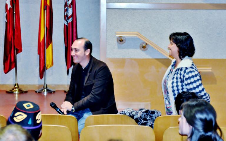 El IPPAI y Casa África organizan una mesa redonda con periodistas africanos en la Universidad Complutense El IPPAI y Casa África organizan una mesa redonda con periodistas africanos en la Universidad Complutense