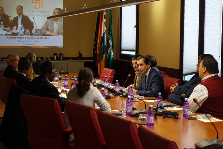 La Red de Universidades del Noroeste de África y la Macaronesia visita Casa África La Red de Universidades del Noroeste de África y la Macaronesia visita Casa África