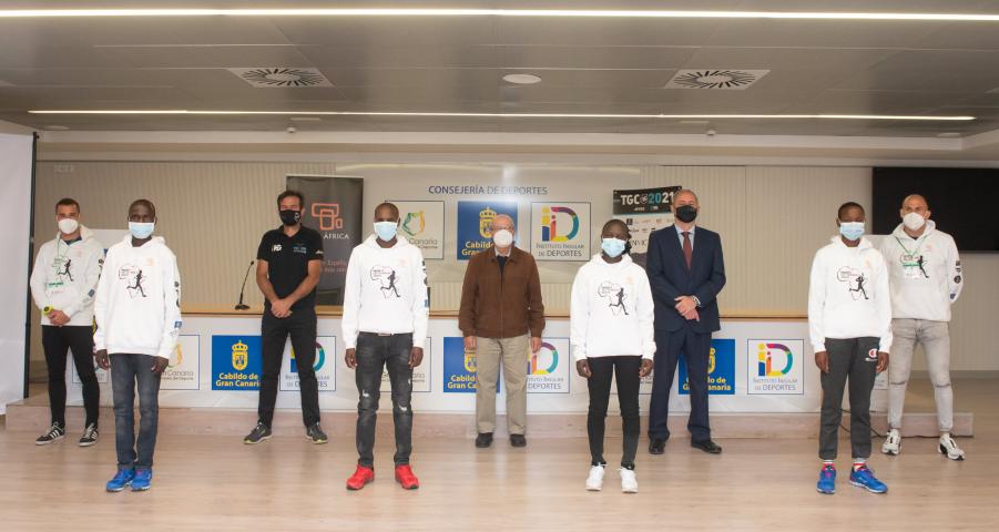 Atletas keniatas en la TransGranCanaria 2021_Rueda de Prensa