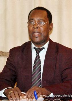 Anacleto Oló Mibuy