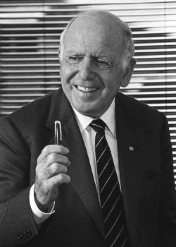 Raymond Ackerman