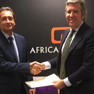 Casa África firma un convenio para la formación en emprendimiento en África