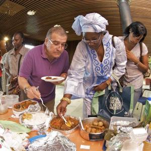 La gastronomía africana se hace su hueco en 'África Vive'