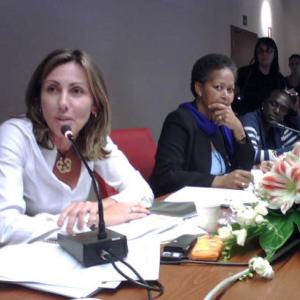 Elsa Casas se reúne con el comité de la Red de Mujeres por un Mundo Mejor en Casa África