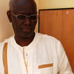 Boubacar Boris Diop defendió el retorno de los escritores africanos a sus raíces