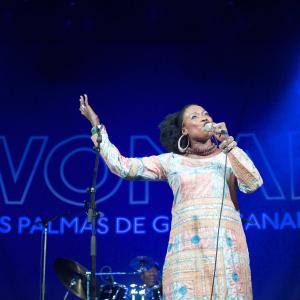La maliense Oumou Sangaré cierra la edición más africana del WOMAD
