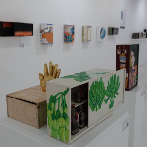 El viernes se celebra en Casa África la subasta solidaria de arte ‘Cajas para un sueño’