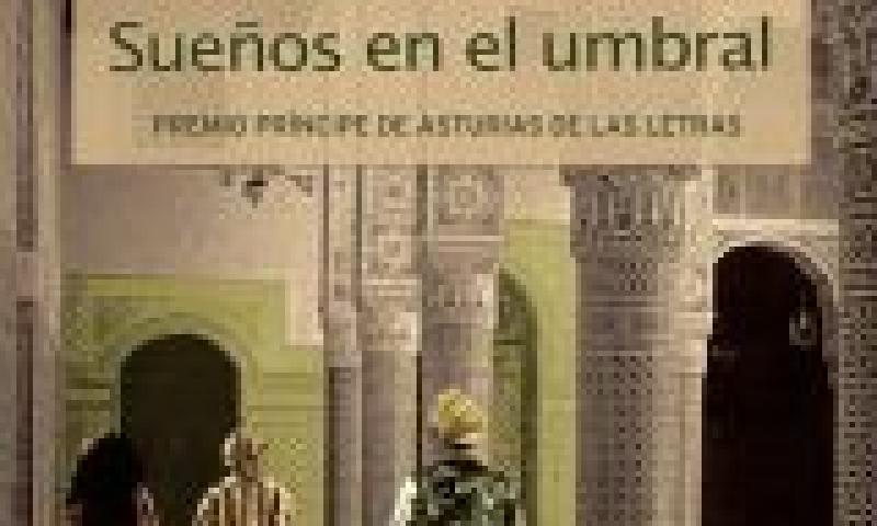 Club de Lectura Casa África con la obra "Sueños en el Umbral", de Fatema Mernissi