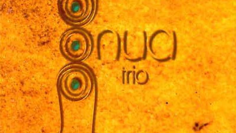 Nua trío