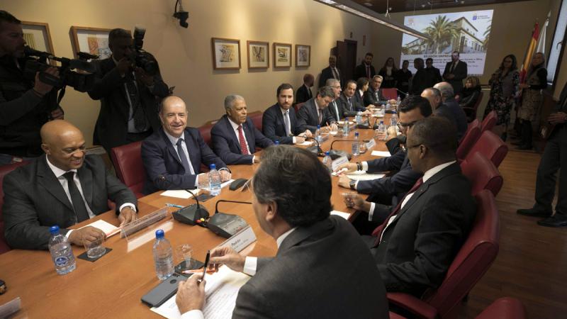Cabo Verde y Canarias estrechan relaciones económicas en Casa África